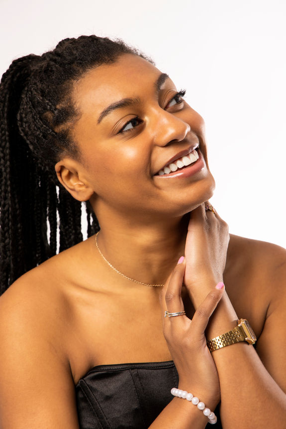 fotograaf-studiofotograaf-fotoshoot-zwangerschap-zwangerschapsshoot-gezinsfotoshoot-gezinsfotografie-gezin-fotografie-veldhoven-eindhoven-waalre-eersel-valkenswaard-beautyshoot-beautyfotoshoot-portret-portretfotografie-brabant-fashionshoot-fashionfotografie