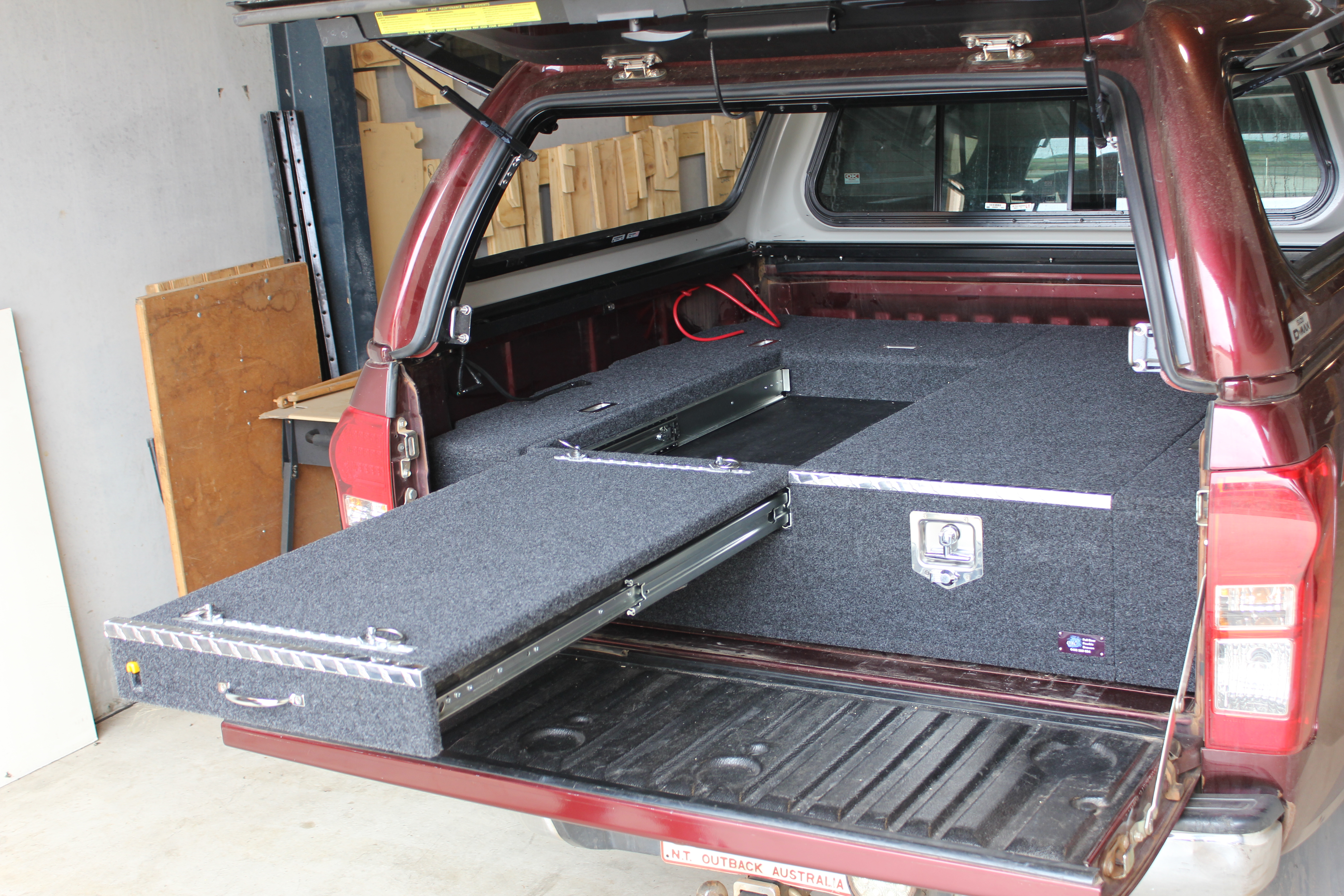 Isuzu D-Max storage drawers