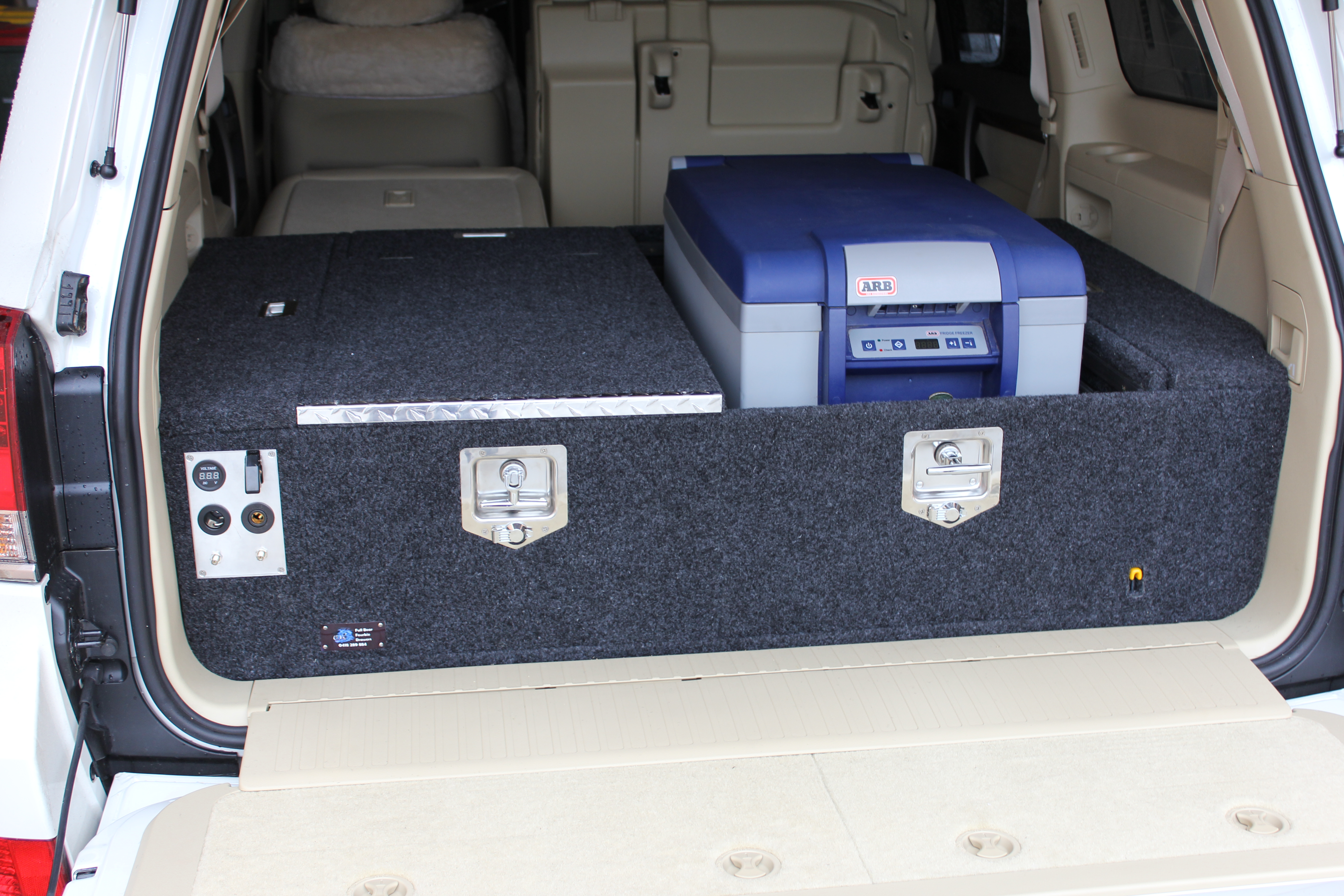 200 series Storage drawers