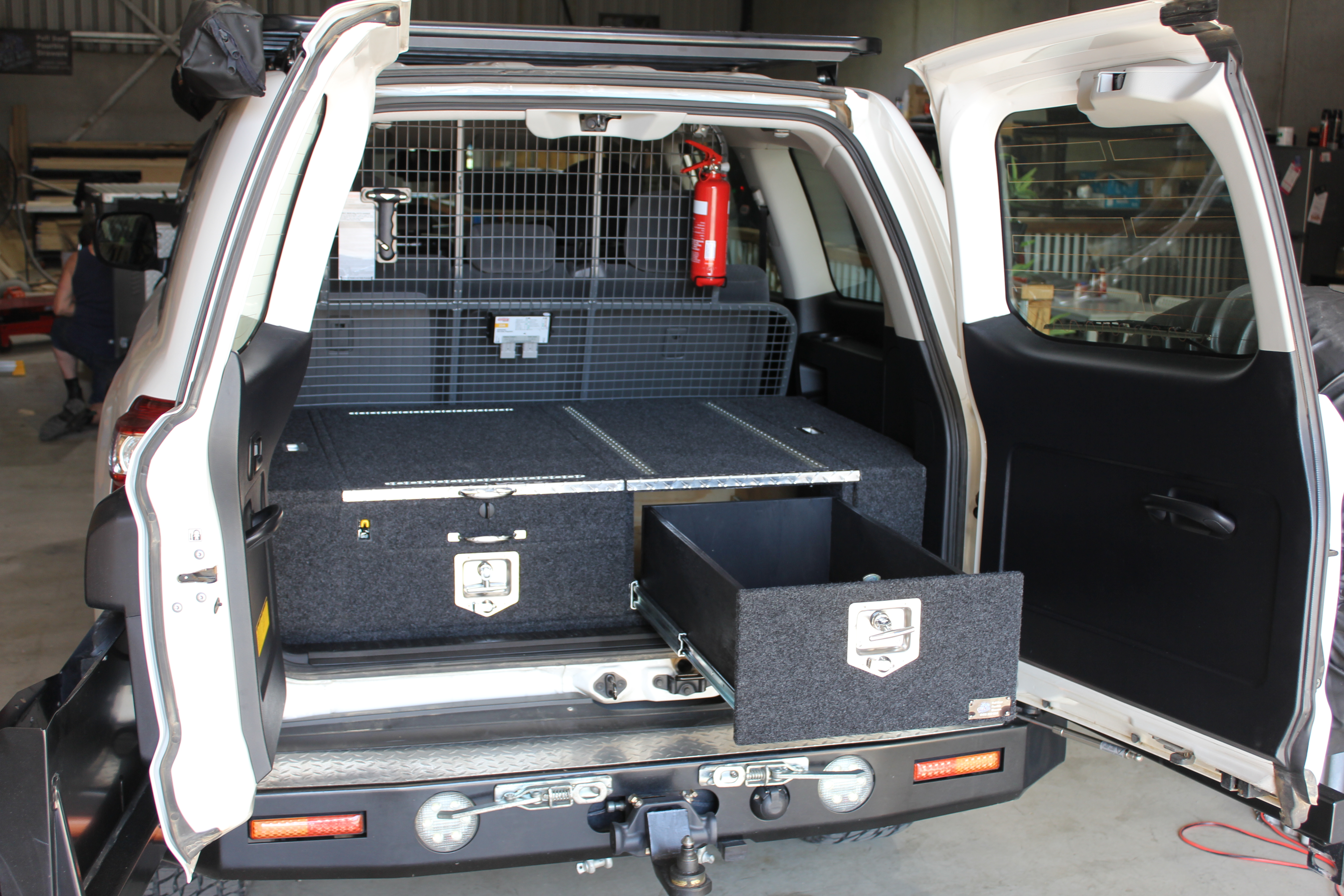 200 series storage drawers