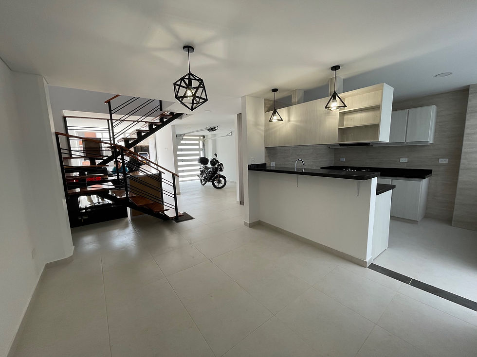 Miniatura: Casa en venta tunja nuevas a una cuadra del Cc Viva