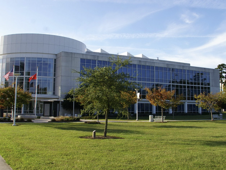 Brief Encounter with Firearms Not Enough to Convict, Says Court. Government Shocked.