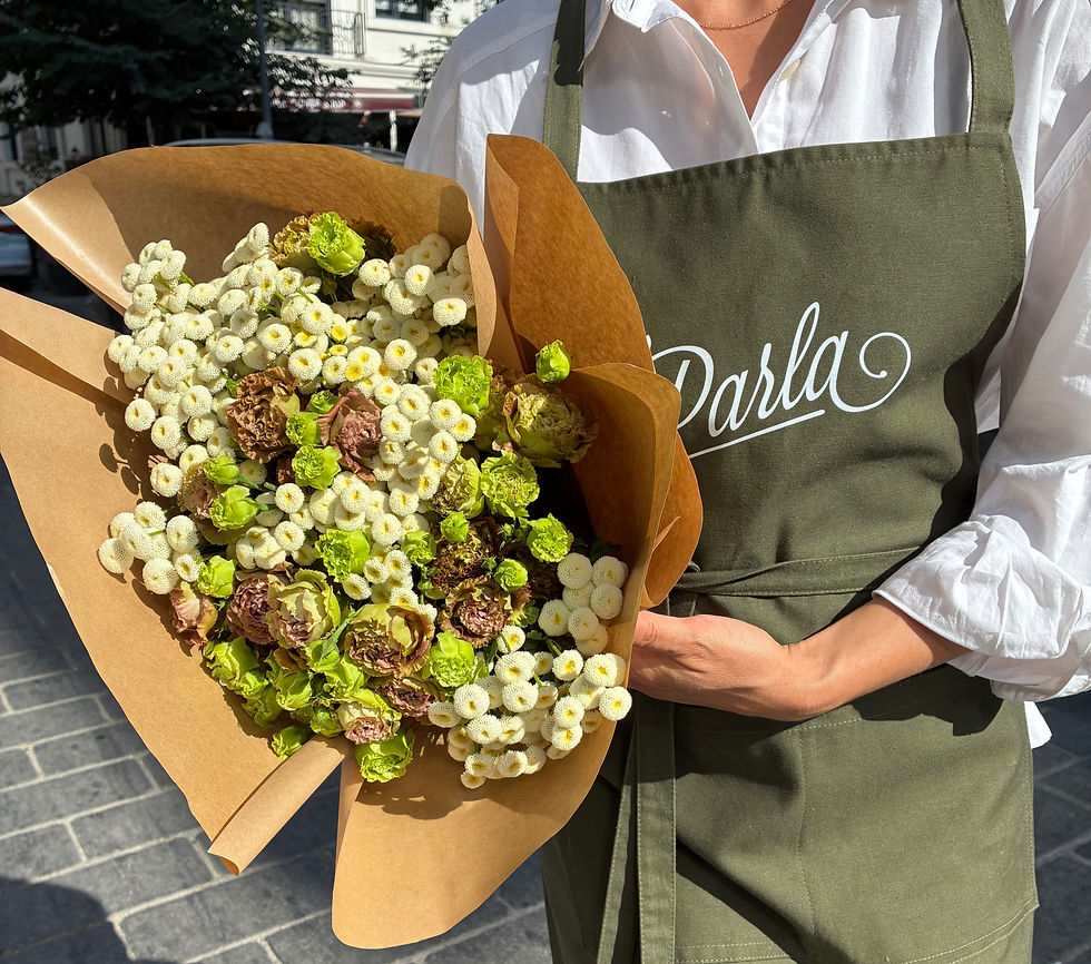 Küçük resim: Snowball ve Lisianthus Buketi
