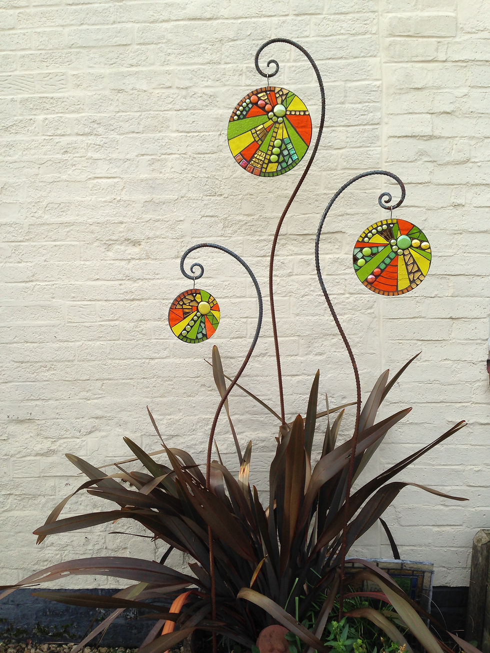 Thumbnail: Citrus Burst Sunburst Circle: Glass Hanging Garden Mosaic 