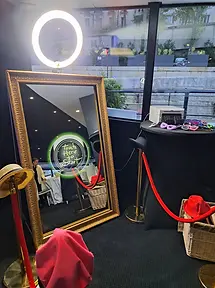 magic mirror a Paris.webp