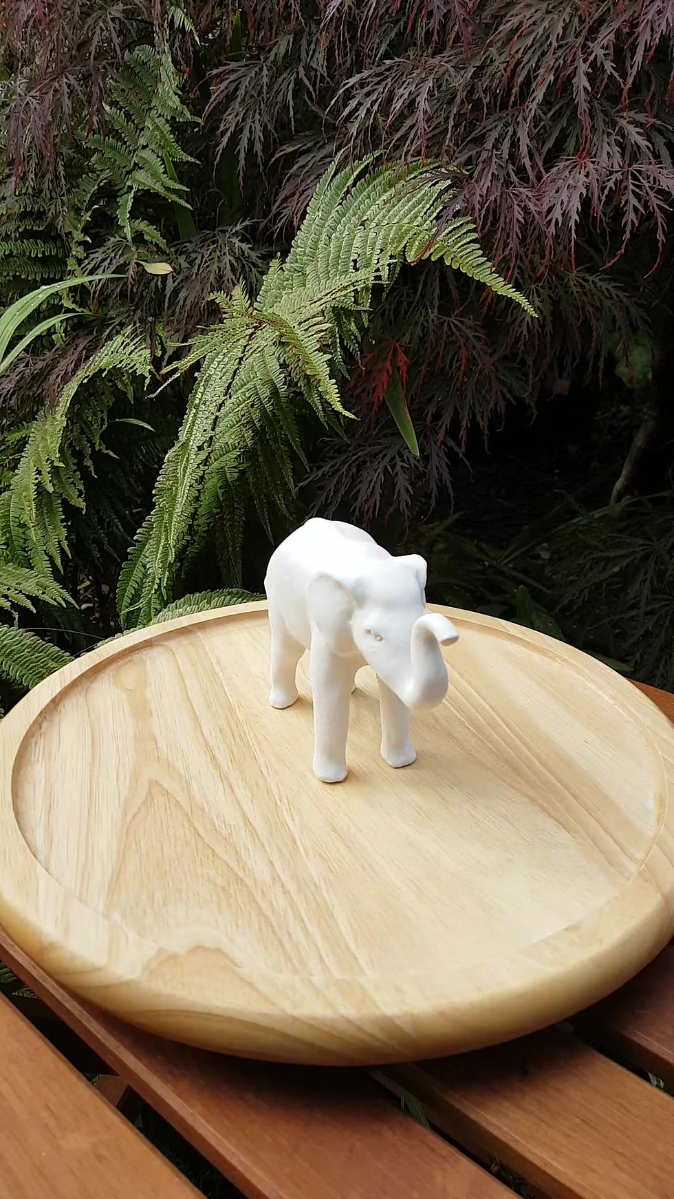 Thumbnail: Elephant sculpture trail ceramic figure 360 degree view video