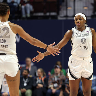 Aces earn first win of season against Sun after dropping opener
