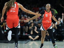 Aces back over .500 out of break with stingy defensive effort against Dream