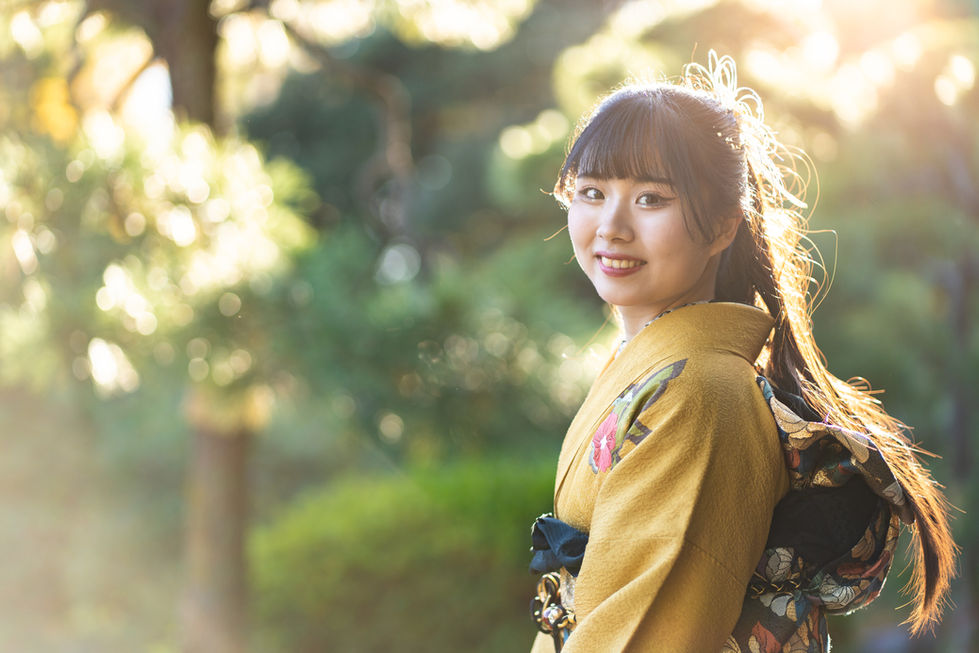 夕日の中で成人式の前撮り撮影　20歳