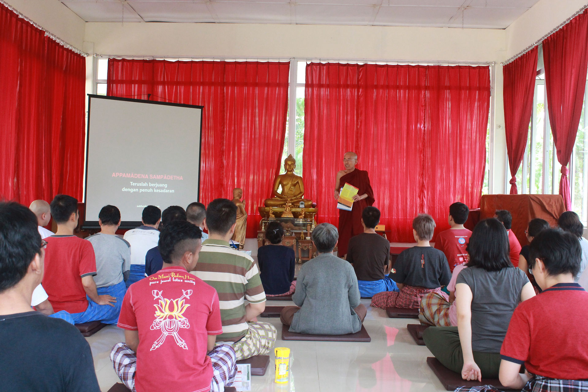 Retret Meditasi Desember 2016 di Bakom, Cianjur