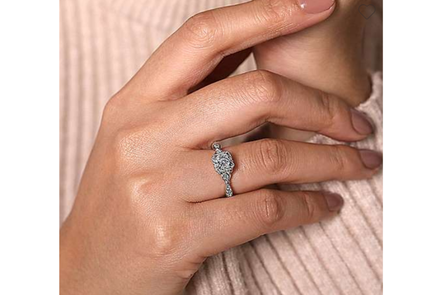 15 Gorgeous Princess Cut Engagement Rings