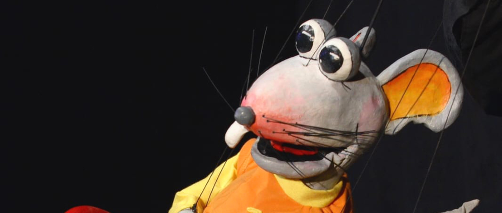 EL RATONCITO PÉREZ ESPERA A PÉREZ