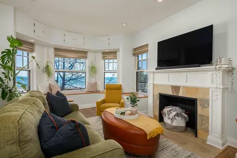 620 Sheridan Square #1