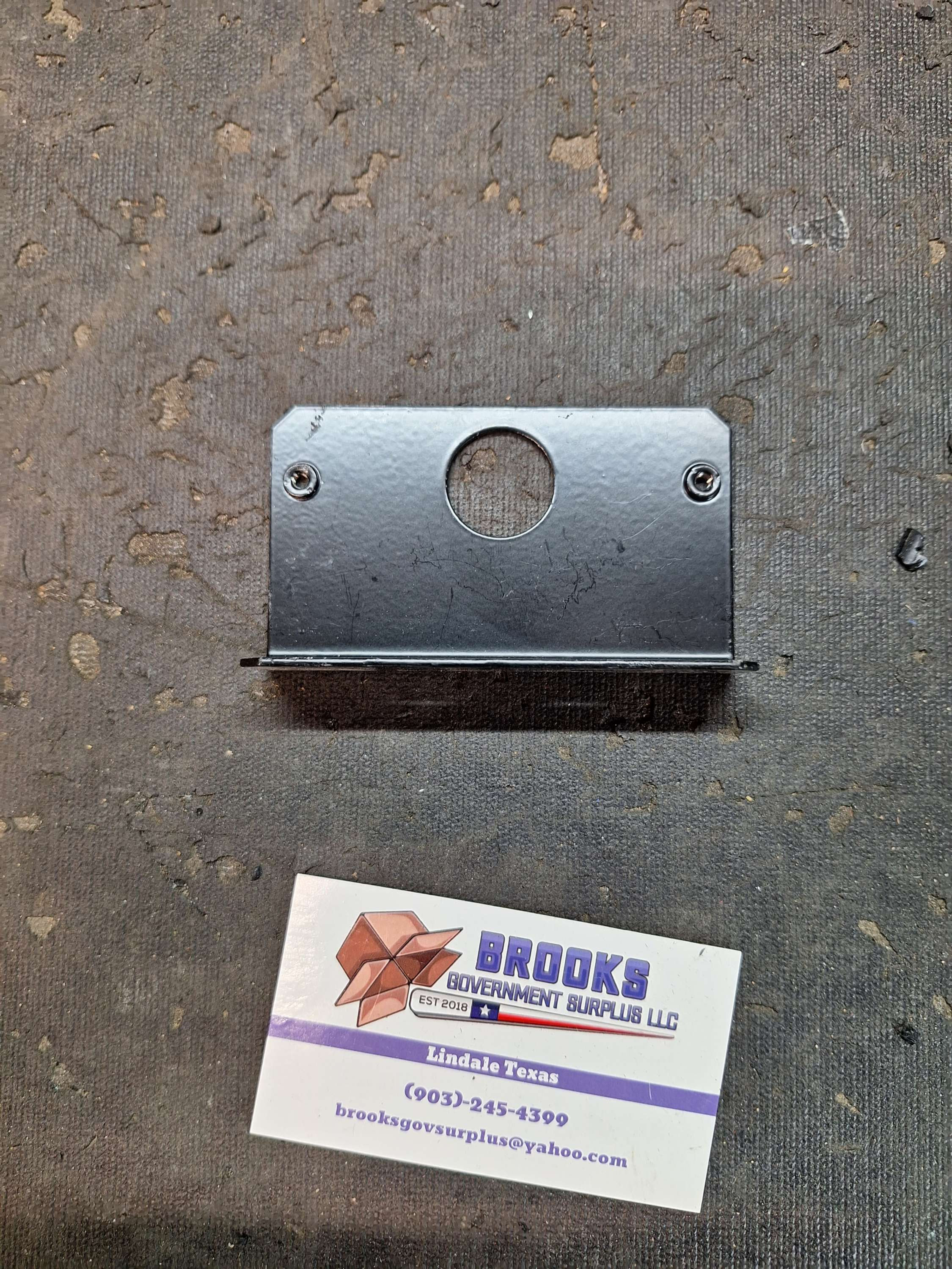 Whelen RBKT1 linz6, linz3, tir3 90 degree mounting bracket USED