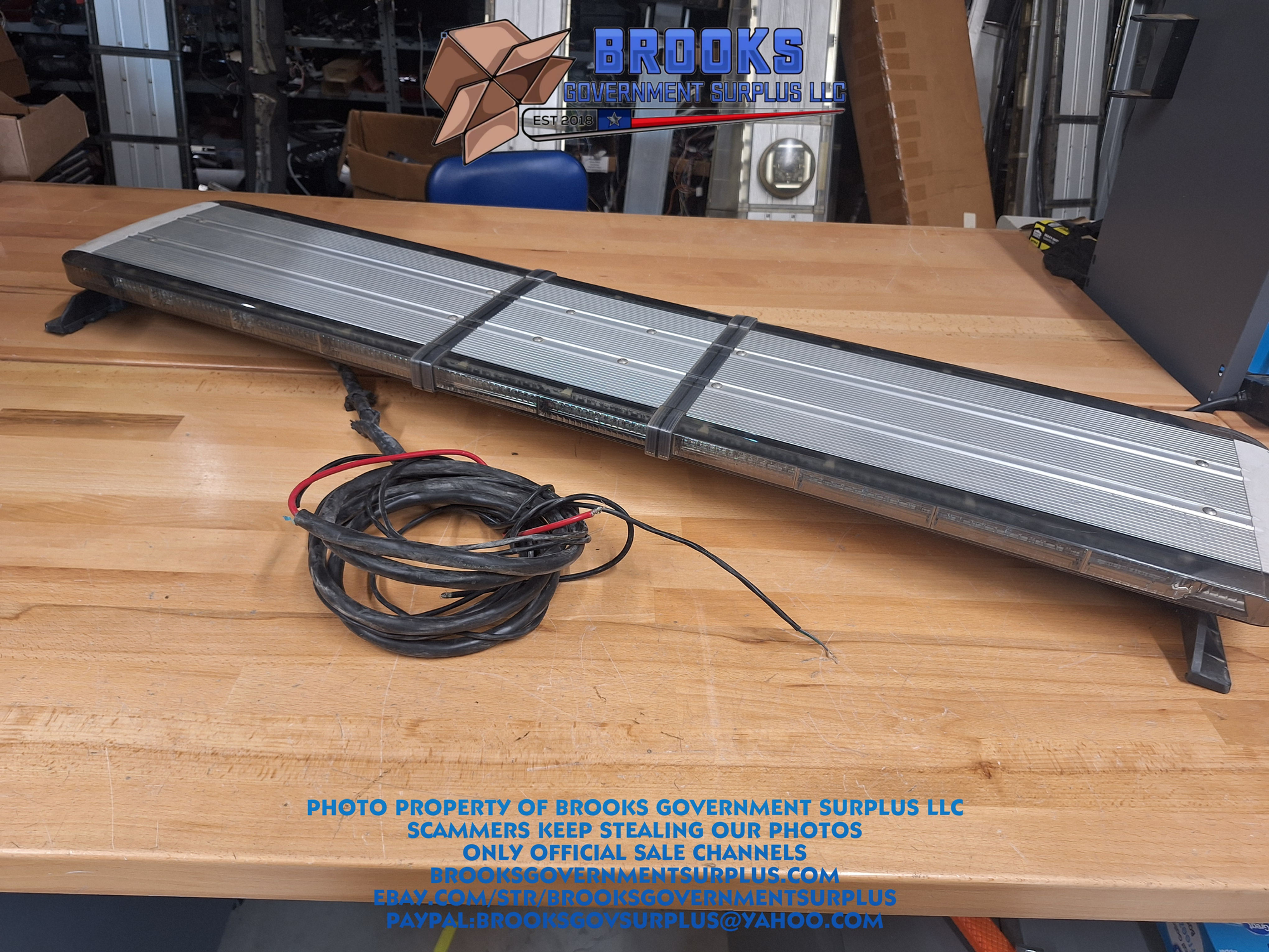 Whelen WECANX 54 inch legacy lightbar RED BLUE DUO USED SMOKED LENSES