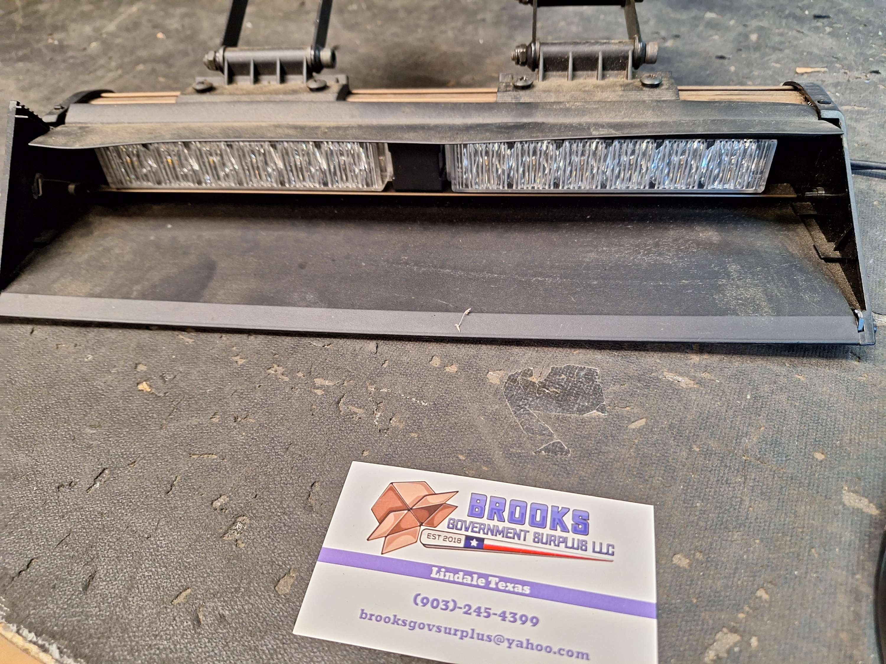 Code 3 red blue dash light XT602SS