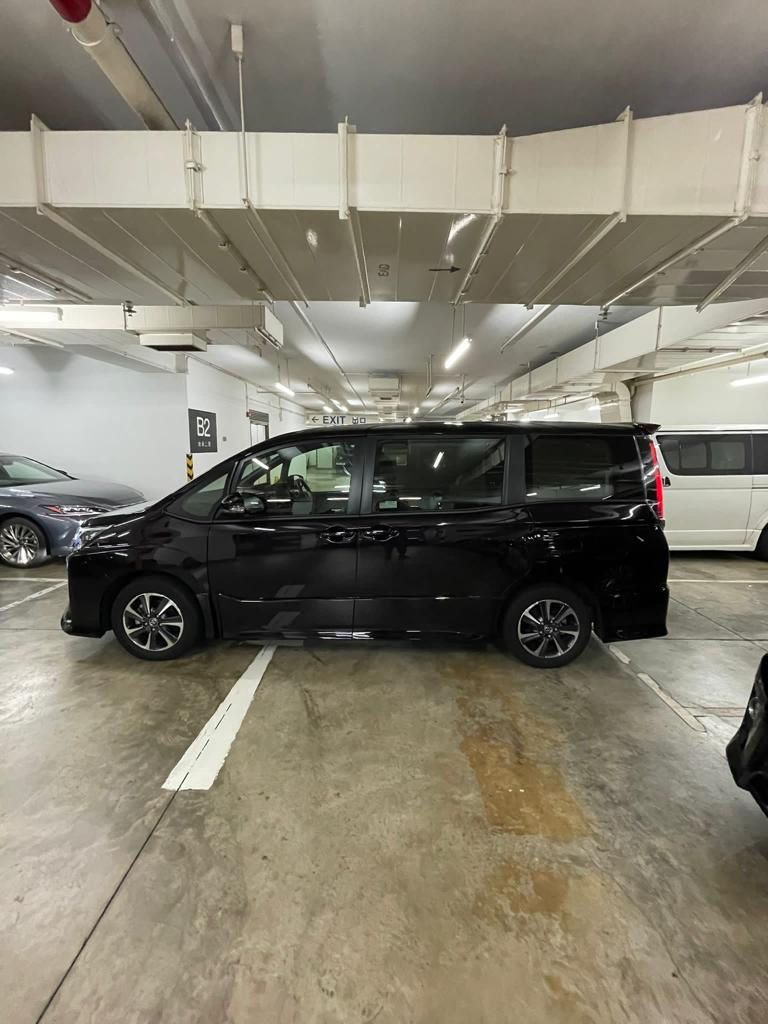 縮圖：2019 TOYOTA NOAH DELUXE