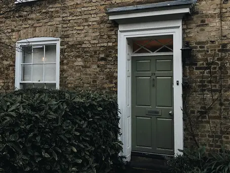 How to Buy a House at the Right Price: A Practical Guide