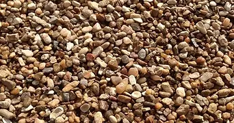pea-gravel-705x705-1.webp
