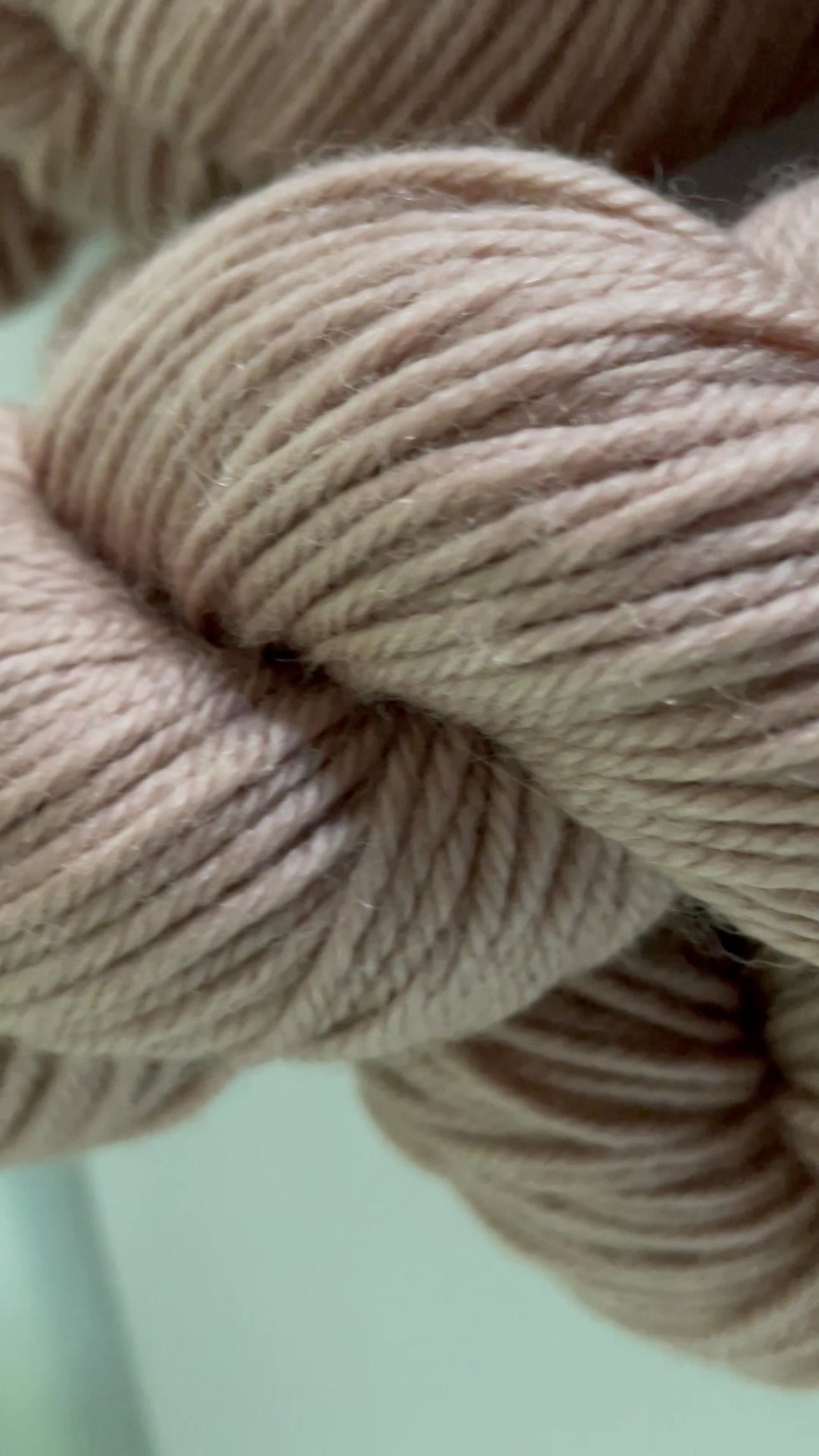 Thumbnail: Merino Wool and Silk color caramel