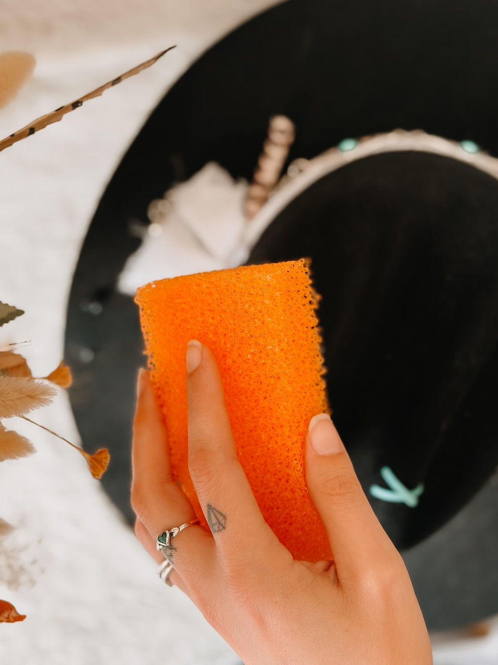Thumbnail: Dust Wrangler - Lint remover