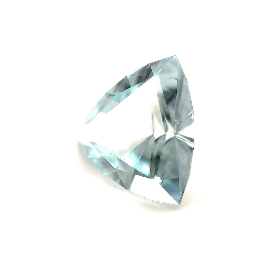 Thumbnail: Aquamarine, 2.81 cts. 10.4 × 10.4 mm, Trillion