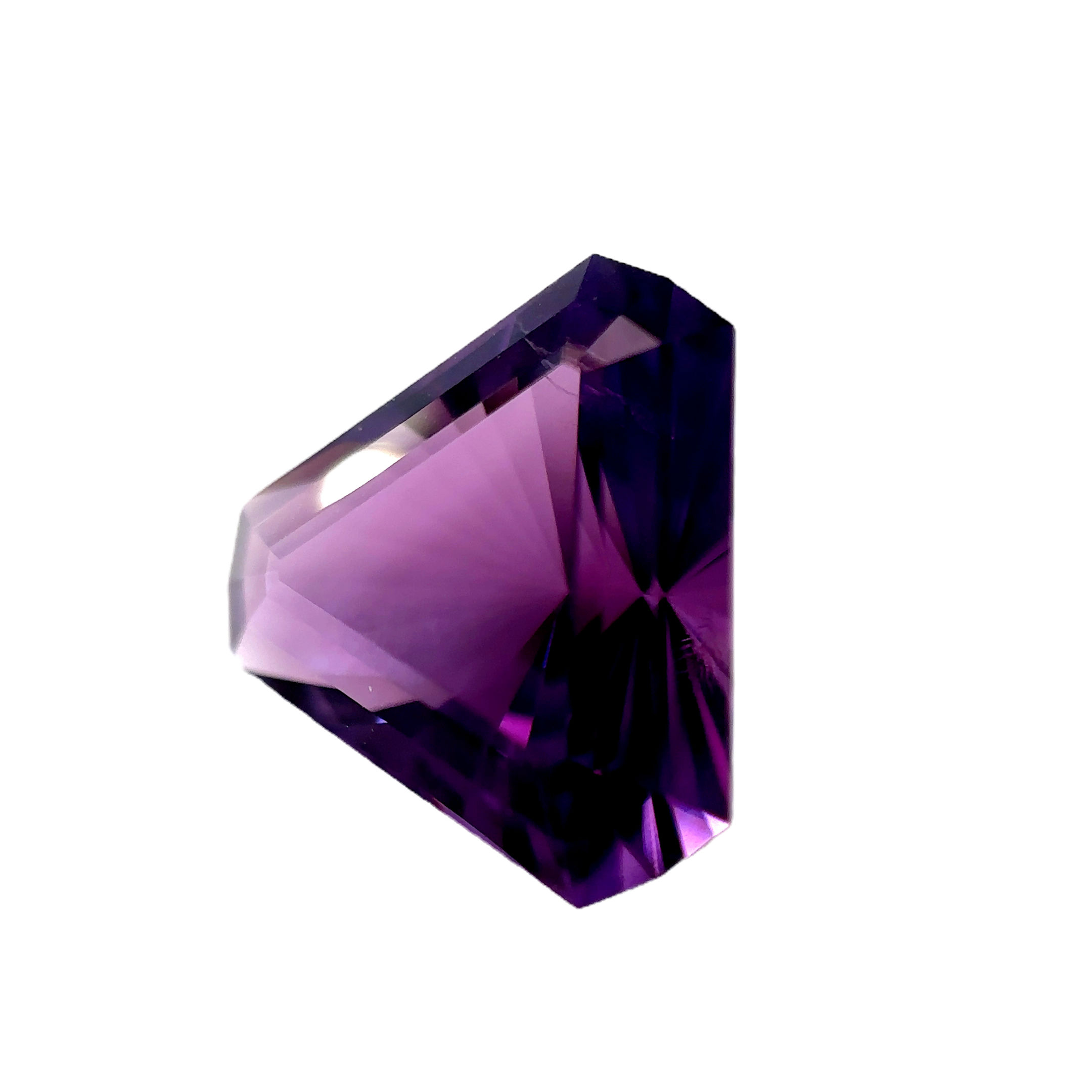 Amethyst, 10.0 cts. 14.4 × 14.4 mm, Trillion
