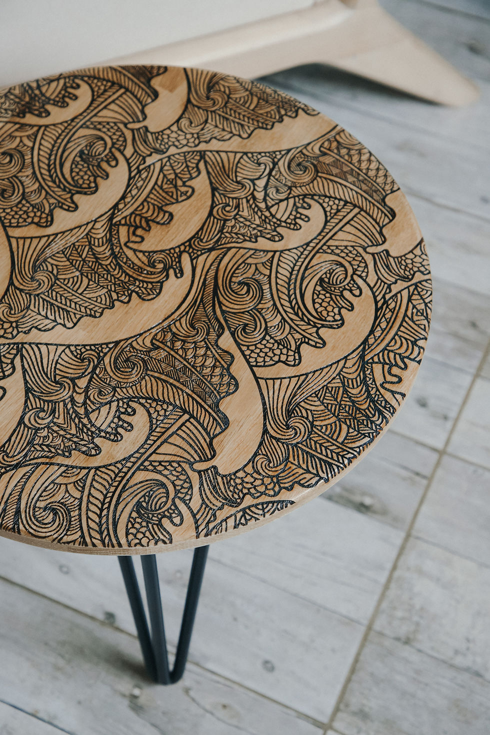 Miniature : Table basse ronde "Waves"