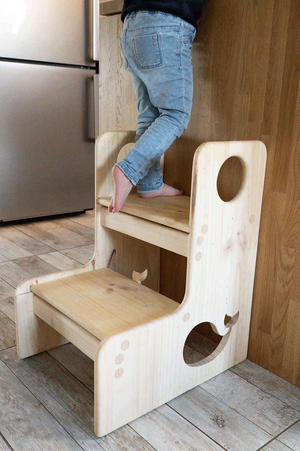 Miniature : Tabouret enfant en bois "Baleine"