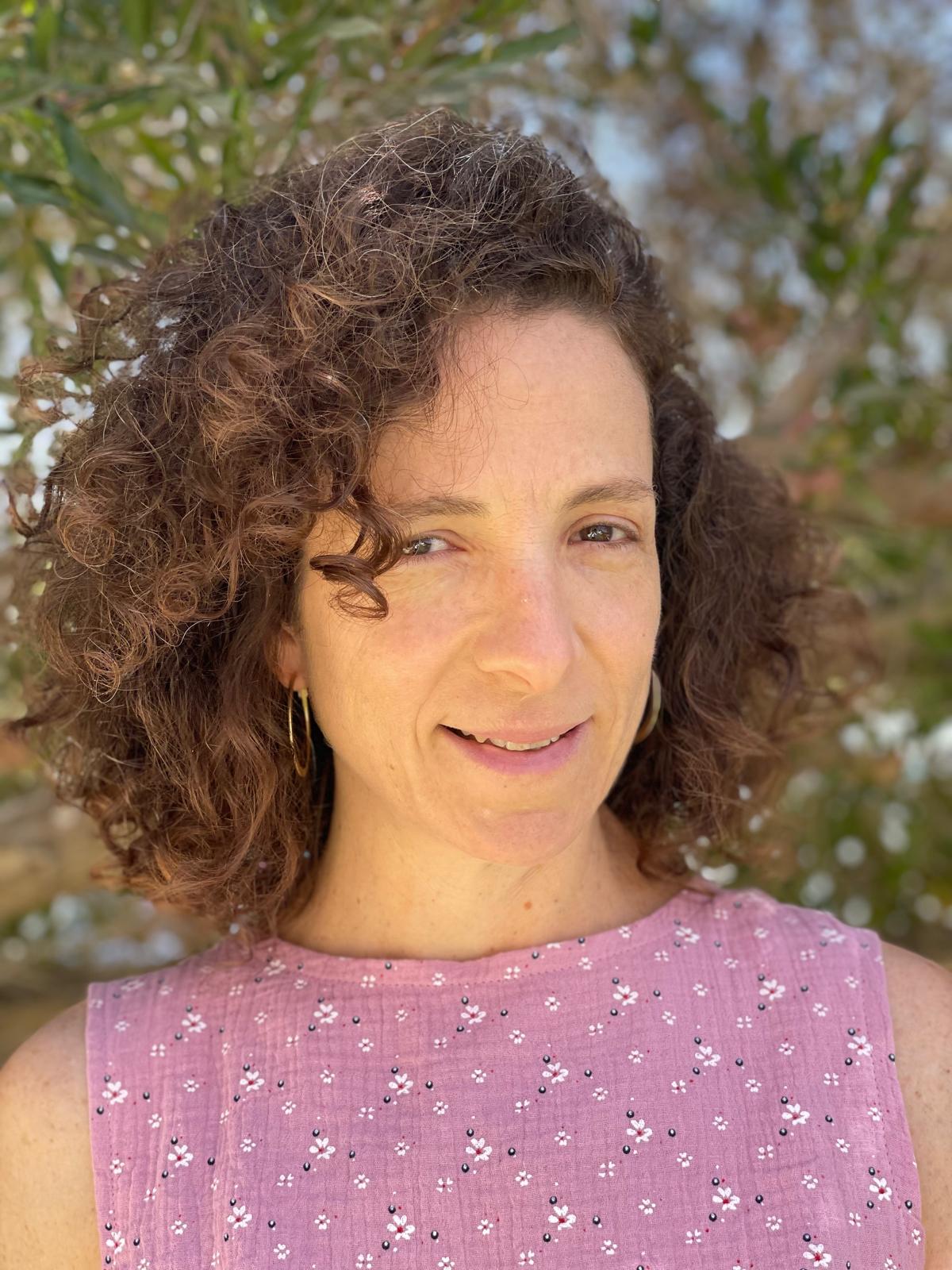 תמונת הסופר/ת: קרן ברודרס