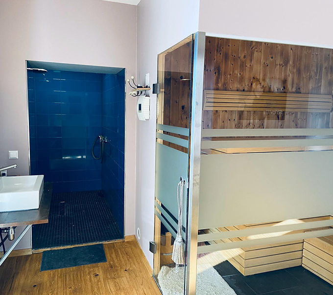 PHOTO-2020-02-29-13-02-04 (1).jpg