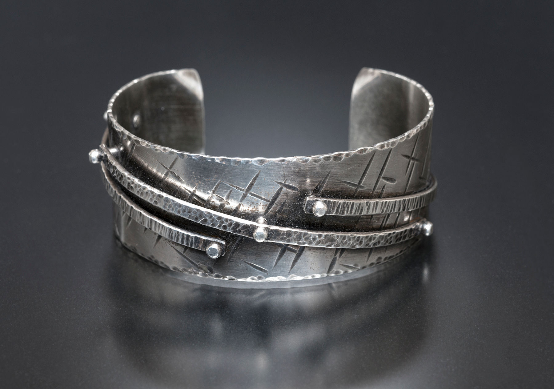 3-D Cuff - Glass Craft 2026