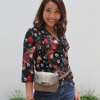 First handmade leather bag from our student