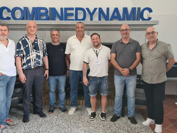 VISITA DE UM GRUPO DE TÍTULARES DOS ÓRGÃOS SOCIAIS DA ADSP À COMBINEDYNAMIC