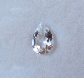 Topázio branco natural lapidado para joalheria