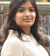 샤에리 박사님 증명사진.jpg