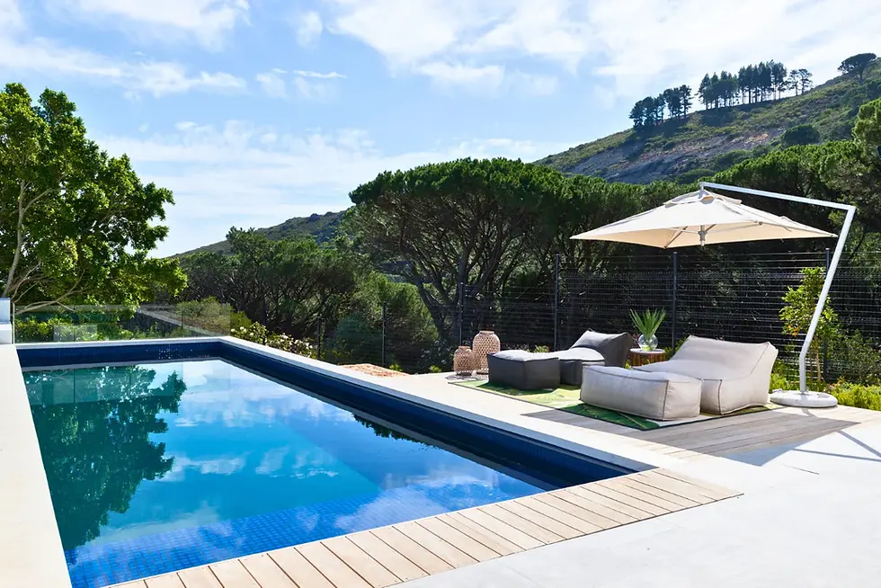 Thumbnail: Brittania Cantilever Umbrella
