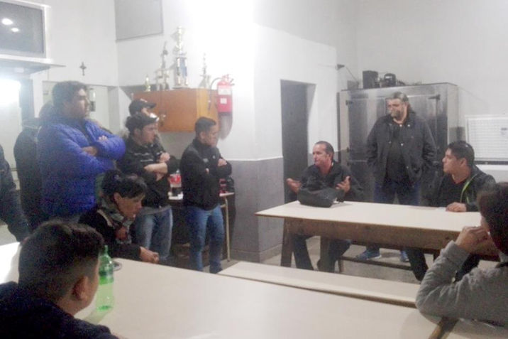 REUNIÓN EN EZEIZA JUNTO A LOS TRABAJADORES DE AEROLÍNEAS