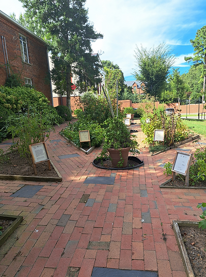 historicgarden3.png