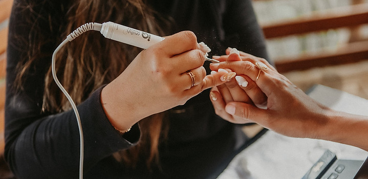 Kaneohe-Hawaii-Nail-Art-No-Smell-Nail-Artist-Gelx-Nail-Appointment-Nails-with-Ashley-11.jp