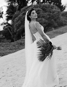 Honolulu-Hawaii-Oahu-Destination-Travel-Photographer-Melodey-Rose-Photography-Weddings24.j