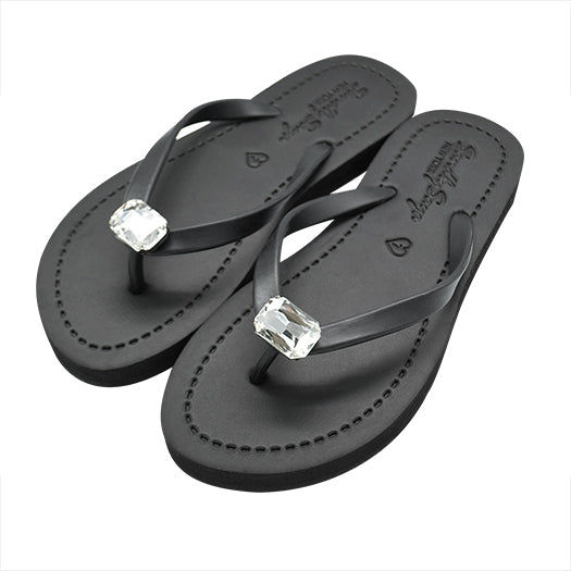 Thumbnail: Rectangle Studs - Crystal Flat Flip Flops Sandal