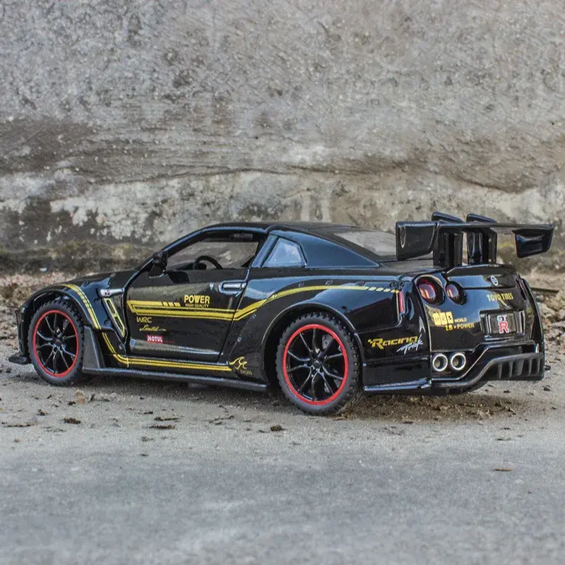 Thumbnail: 1:32 GTR GT-R R35  Model Diecasts