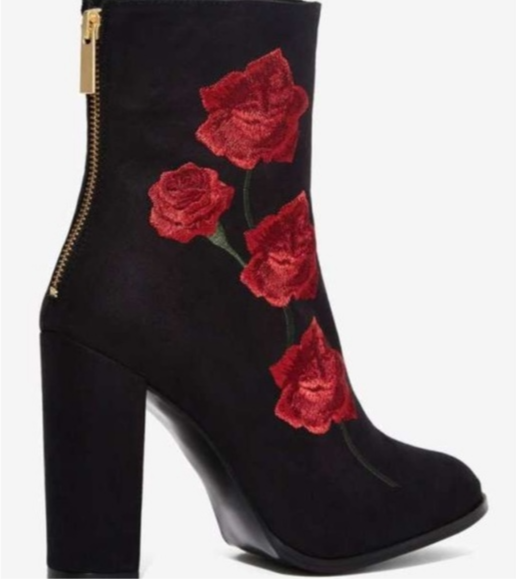 Thumbnail: ROSA Embroidered Boots
