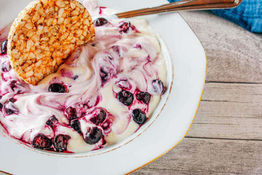 icelandic-breakfast-in-iceland-skyr.jpg