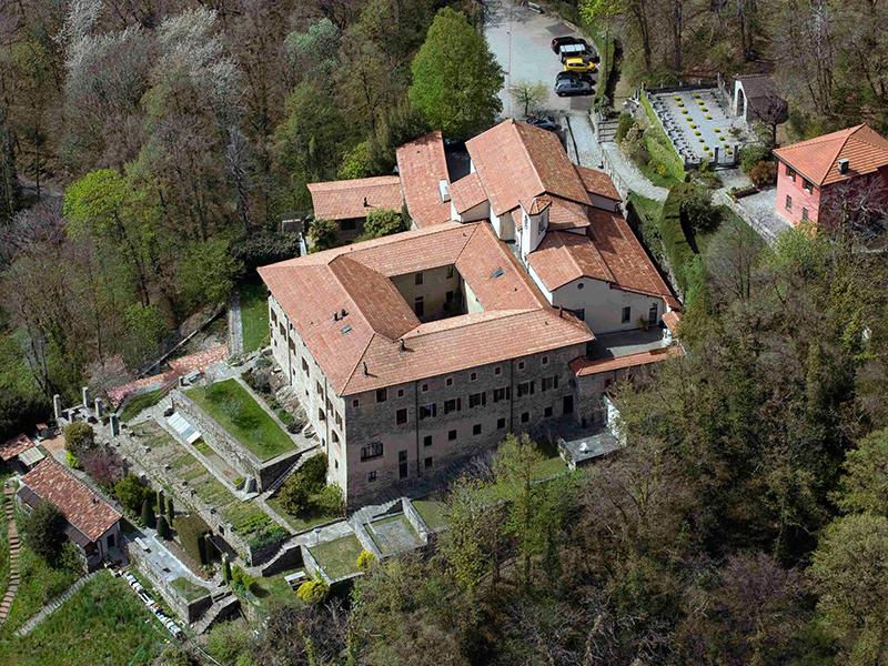 YOGA NEL CONVENTO