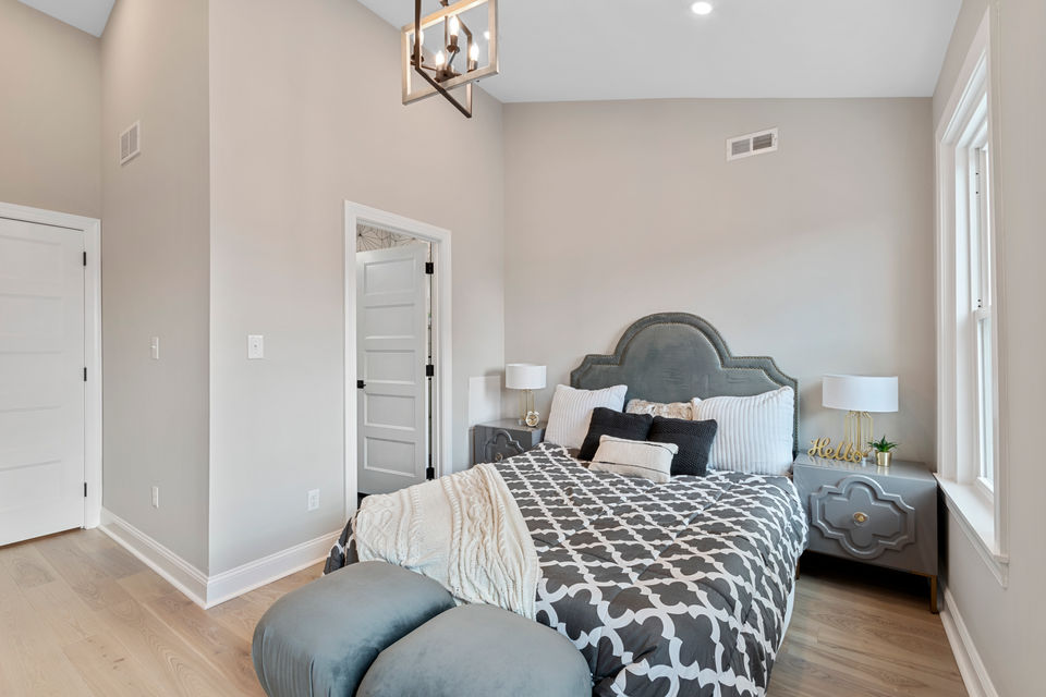 PRINT 376 Ripka St_5.jpg