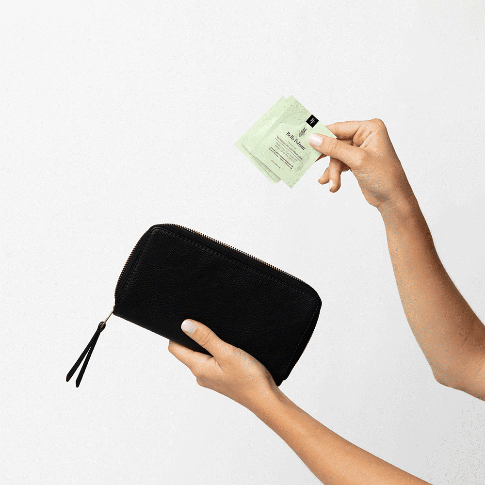 Bella-Folium-Wallet.gif