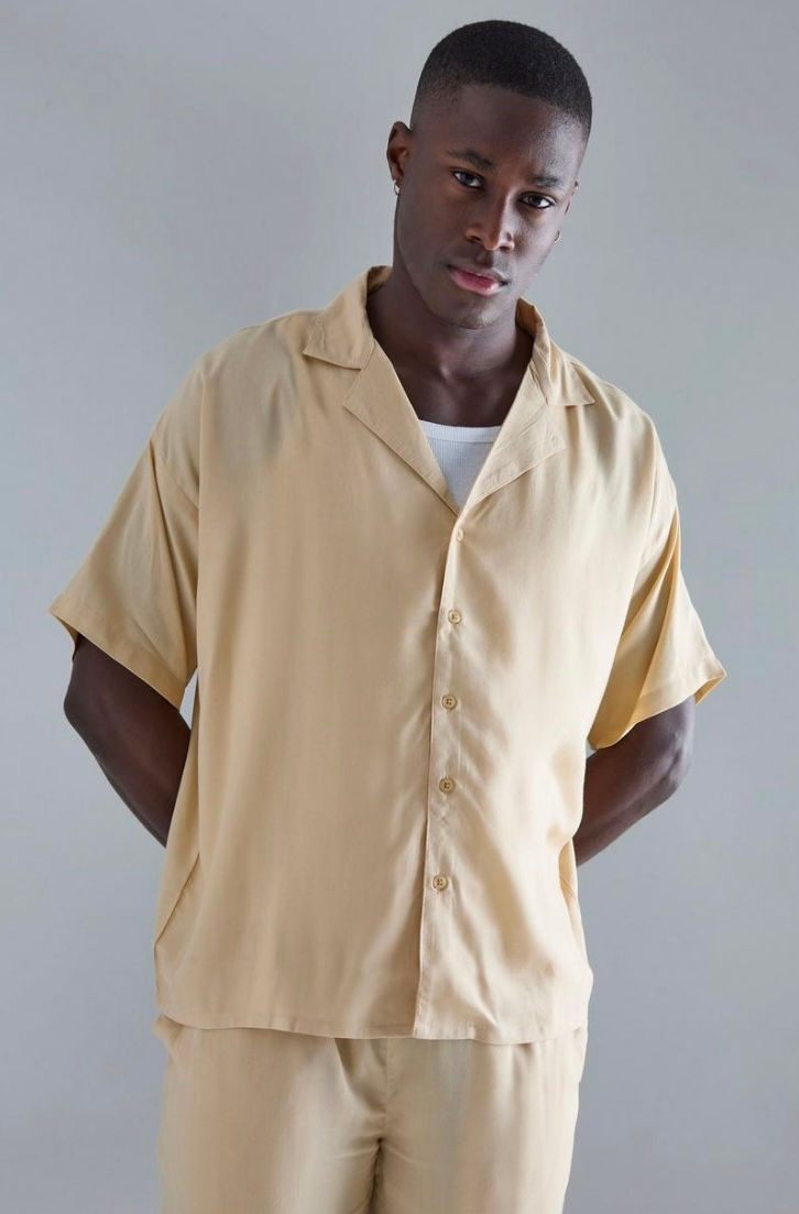 Miniature : Ensemble en viscose avec chemise oversize et pantalon BOOHOOMAN - Taupe