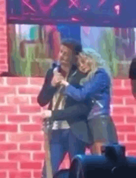 30a0253f379e59ccfdf75048c6071b8e.gif